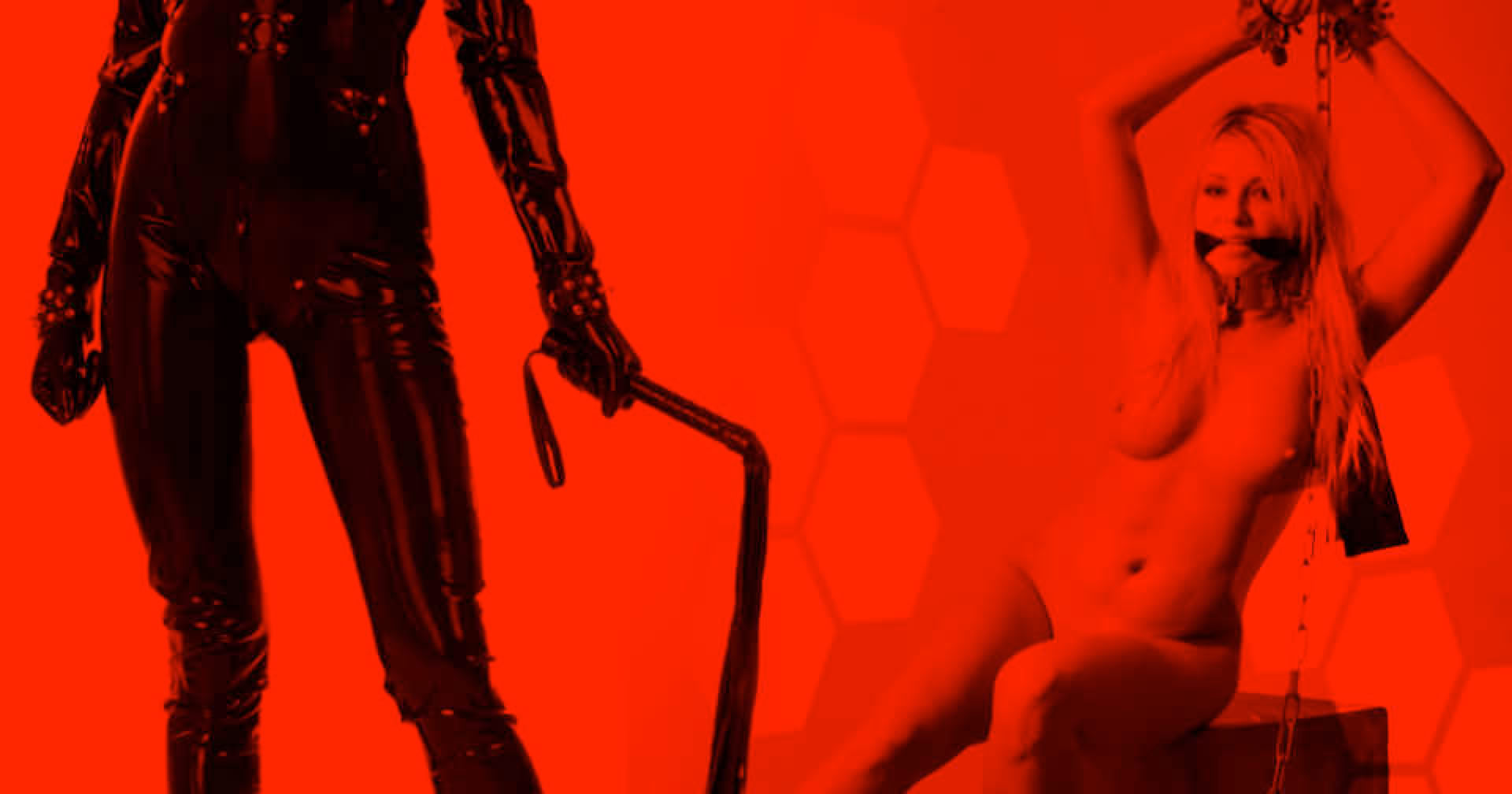 1 domina te ridiculise car tu te retrouves &agrave; genoux au t&eacute;l&eacute;phone devant tout le monde qui se moque de toi